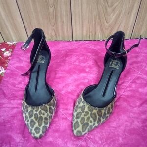 Women's New Direction Taylin Leopard Calf Hair Sling Back High Heels Size 8